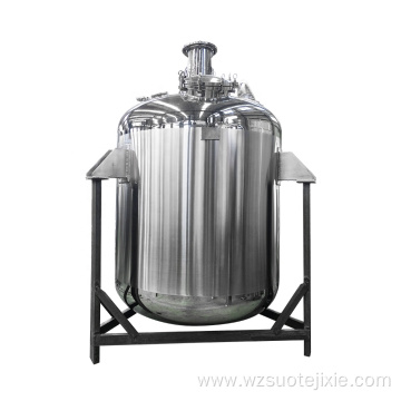 Stainless steel heating and mixing tank